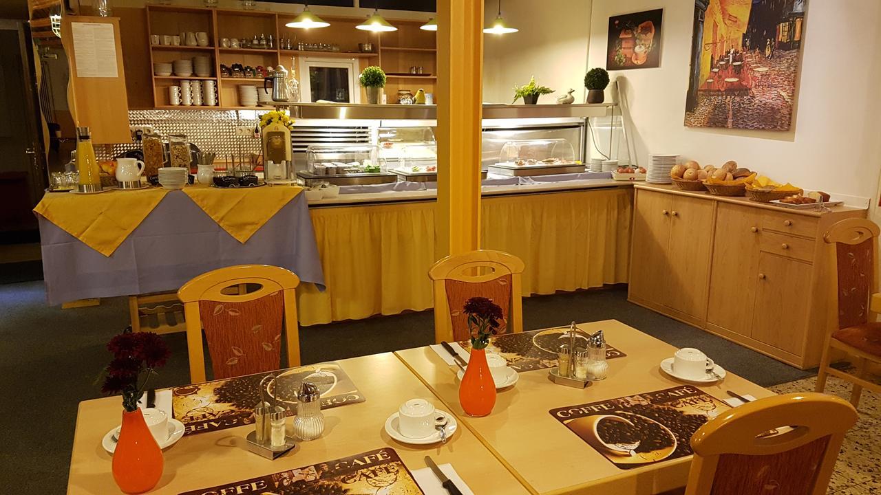Hotel Alte Post Kehl ภายนอก รูปภาพ